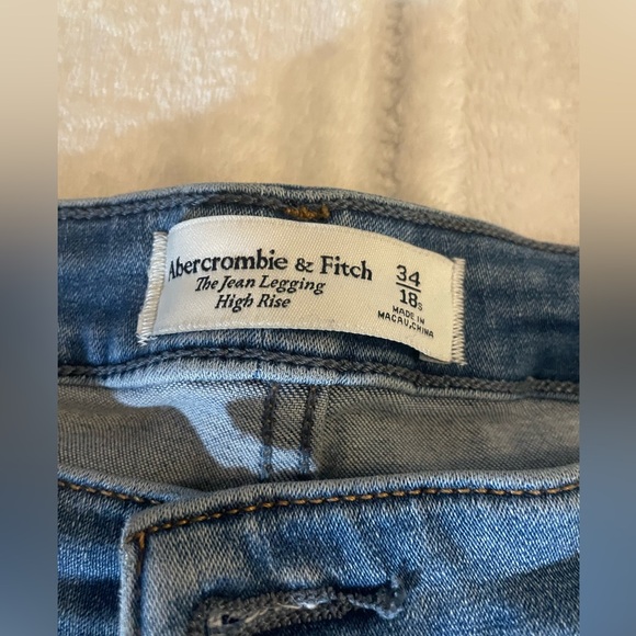 Abercrombie and Fitch the jean leggings high rise - Picture 2 of 4